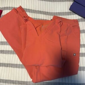 Figs women’s   Orange scrub set